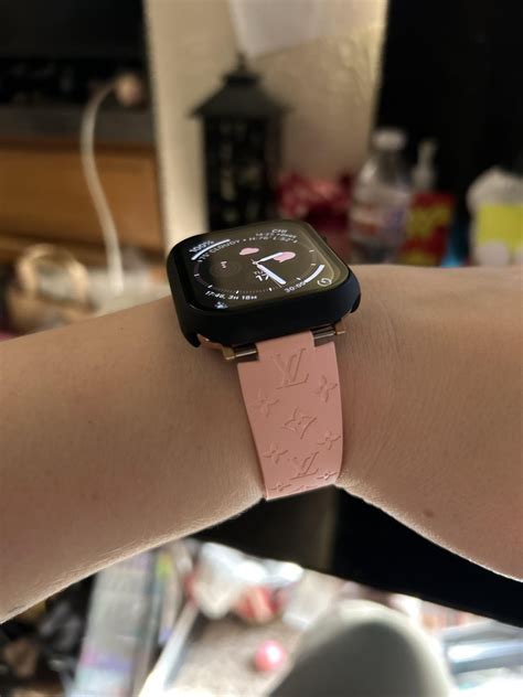 Converted an LV Tambour watch band into an Apple 